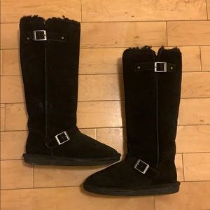 Bearpaw tall black suede shearling buckle boots 8